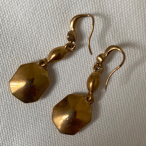 L&T dangle crystal earrings, Color: Gold - Picture 5 of 5
